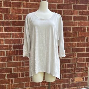 Cozy Off White Flowy Shirt (Large)